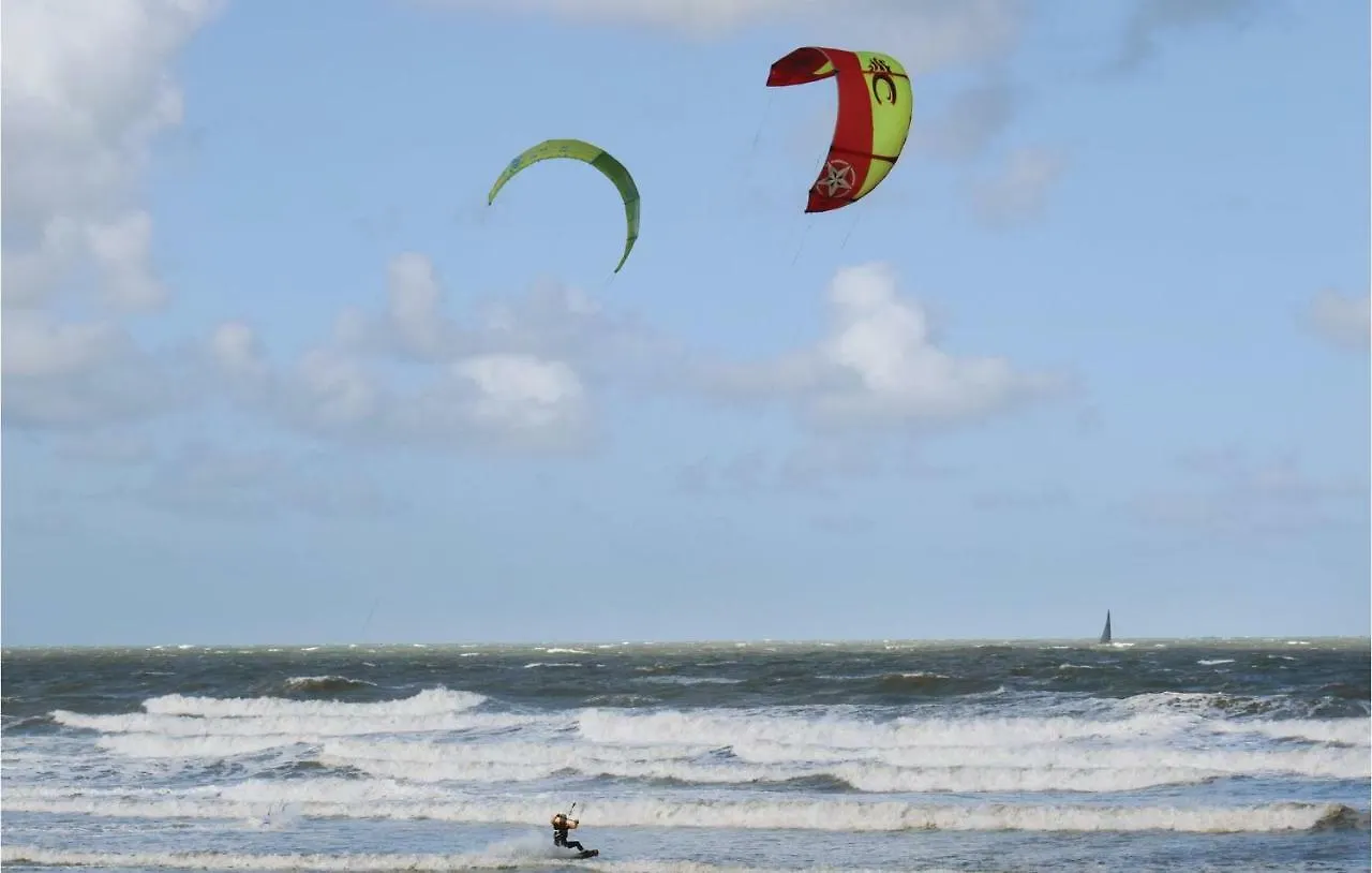Apartment Chateau Les Dunes II Ostend